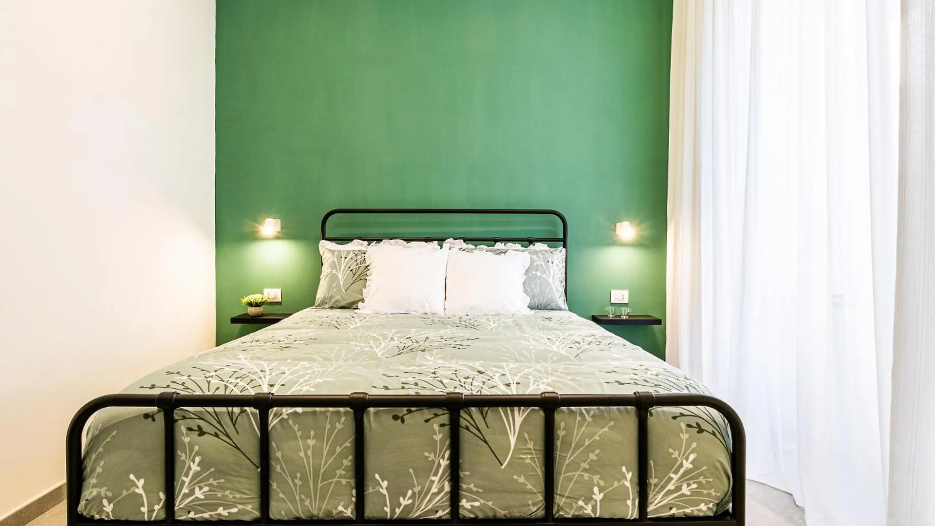 Alyde Apartments Naples