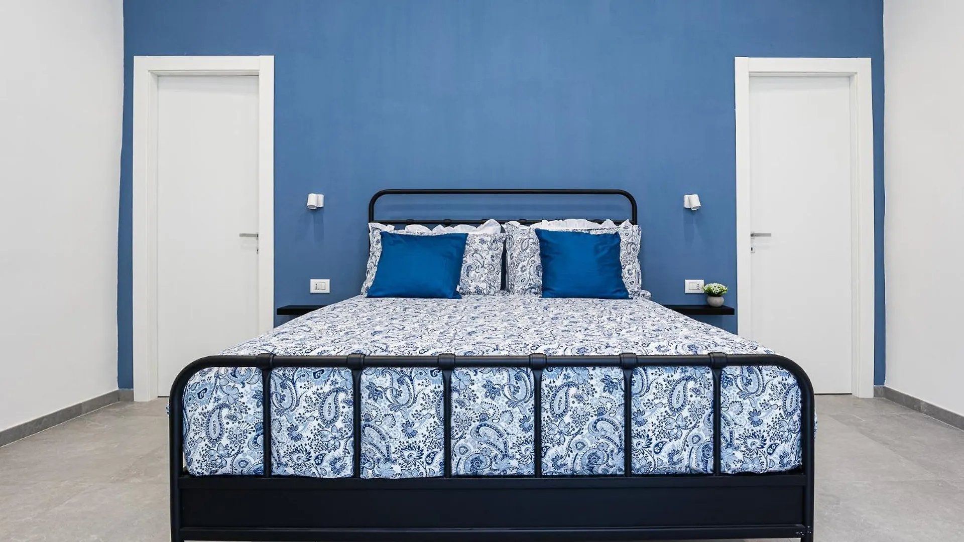 Alyde Apartments Naples