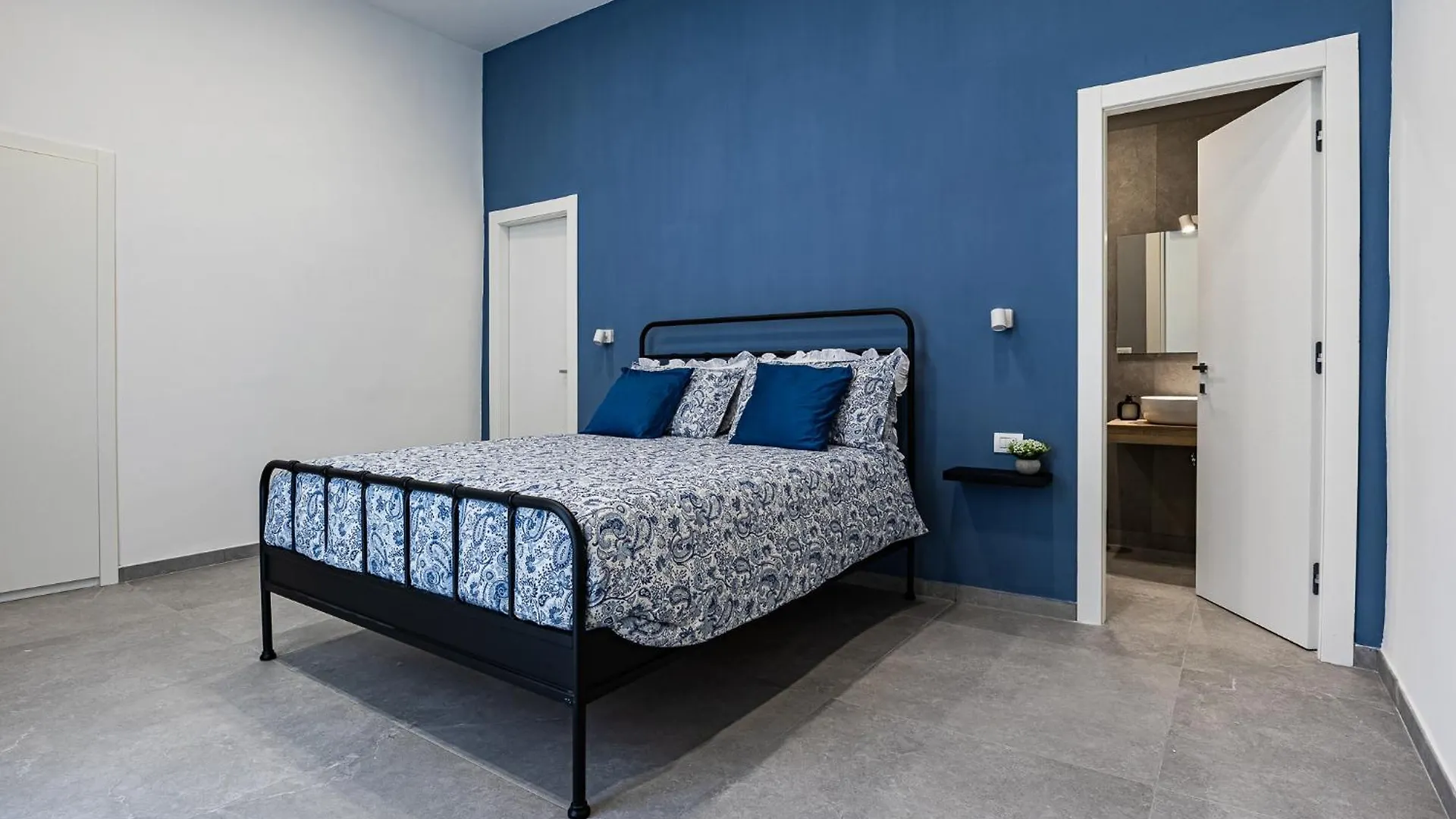 Alyde Apartments Naples