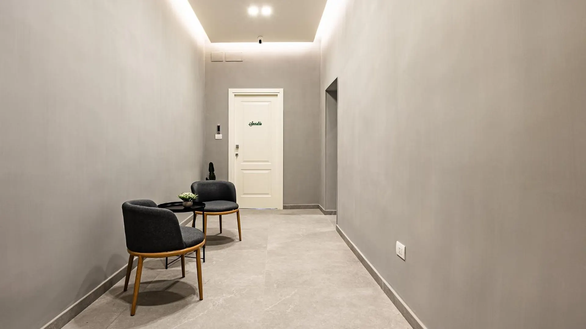 Alyde Apartments Naples
