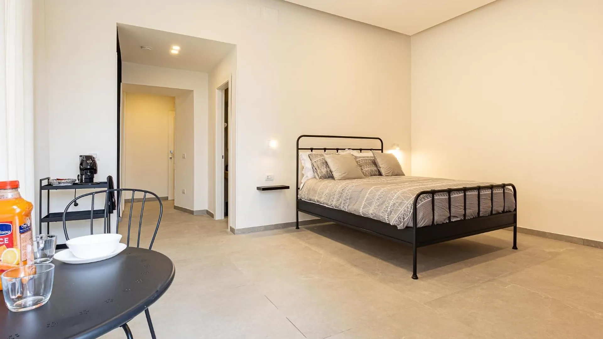 Alyde Apartments Naples